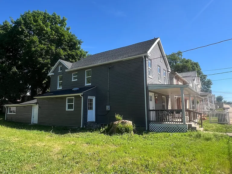 659 Faulkner Ave — Photo 2