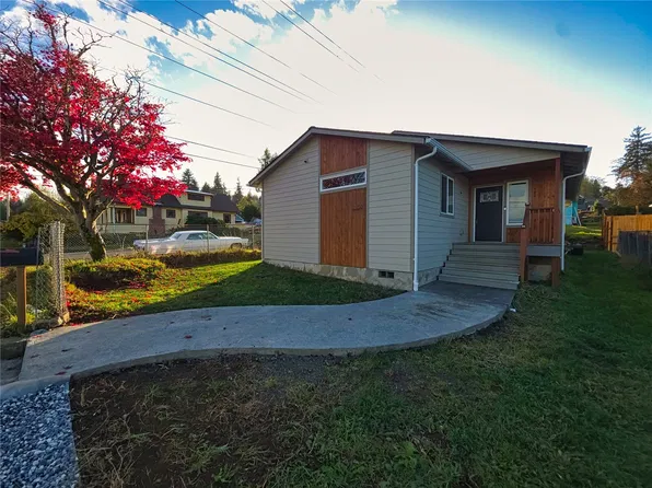 758 Barnhart Street, Raymond, WA 98577
