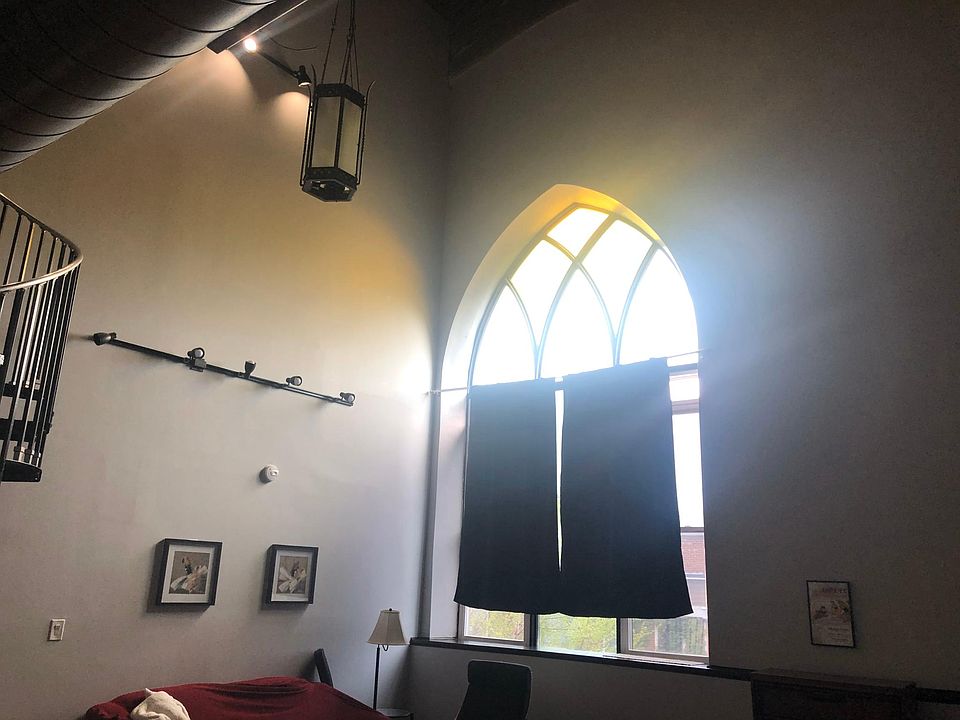 1st image of 1237 E Columbia Ave #13