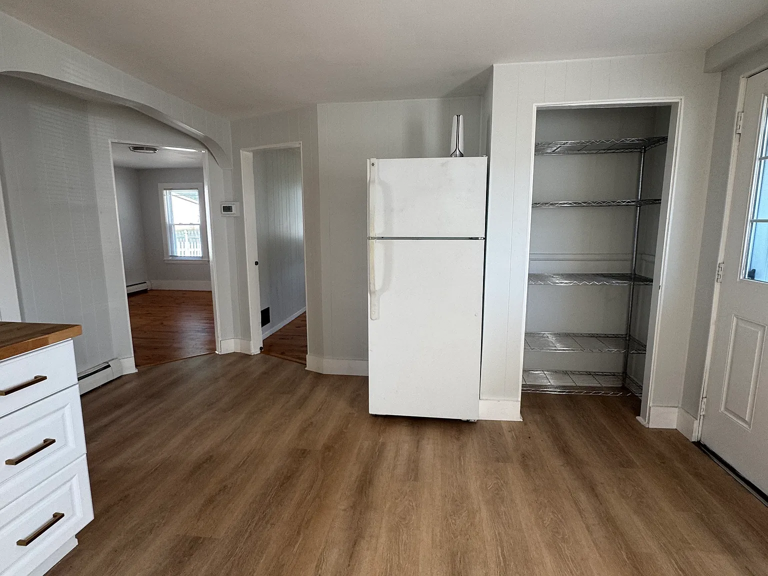 2 bed, 850 sqft, $1,650 — Photo 3