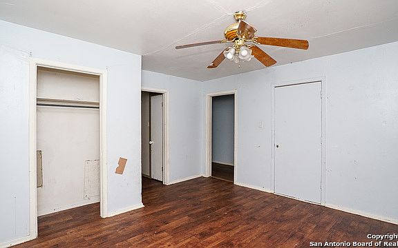 4th image of 96 Lewis St