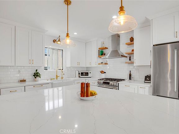5th image of 2312 6th St APT 1