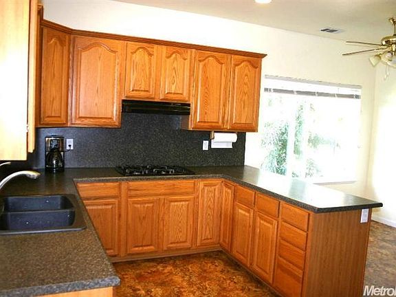 3rd image of 3195 Midas Ave