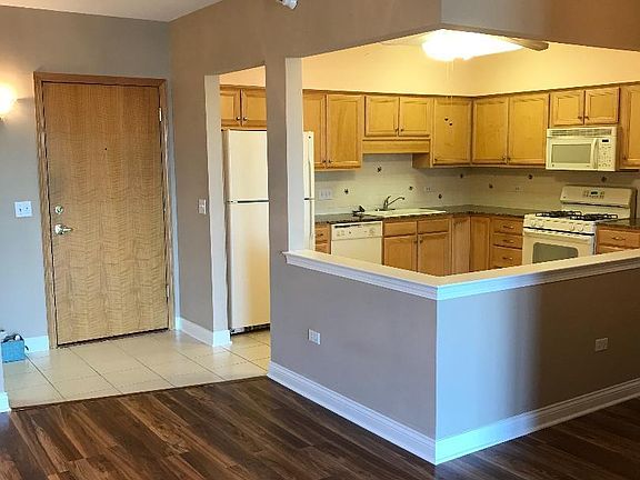 5th image of 770 Pearson St #2-806
