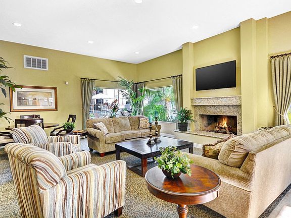 2nd image of 6575 Jaffe Ct #71-05