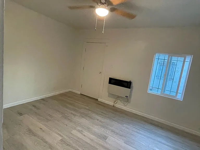 7019 Marbrisa Ave #C — Photo 8