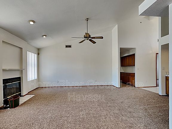 2nd image of 1735 Willow Ave