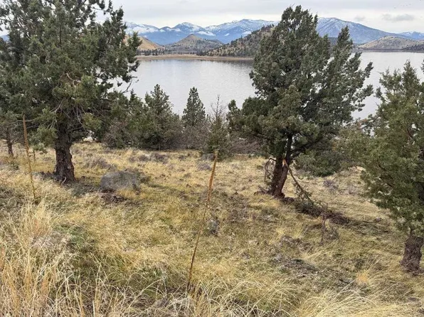 Rainbow Dr Unit 4, Weed, CA 96094
