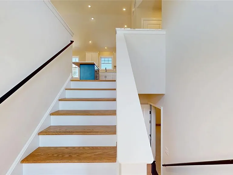 2905 Roosevelt St — Photo 10