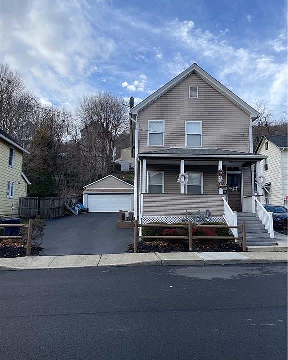 1st image of 29 Fort Putnam St
