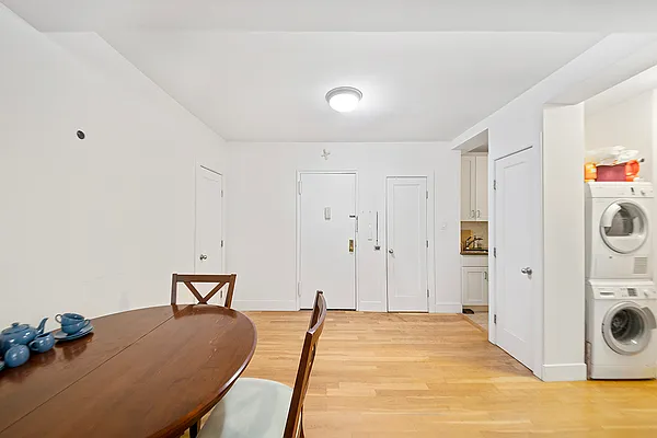 その他 3LDK in NEW YORK 94 3rd Ave Unit 4F, New York, NY 10003 | Apartments.com