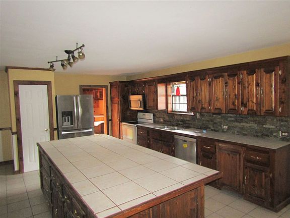 5th image of 510 Woodside Dr