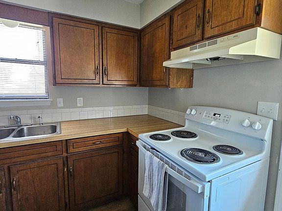 4th image of 705 N 3rd St #705
