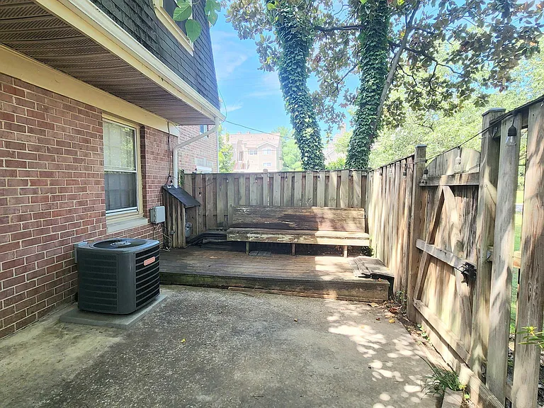 10823 Bucknell Dr #30 — Photo 32