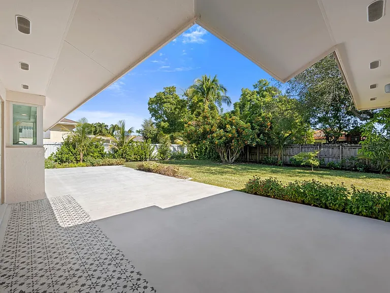 9515 SW 118th Ct — Photo 25