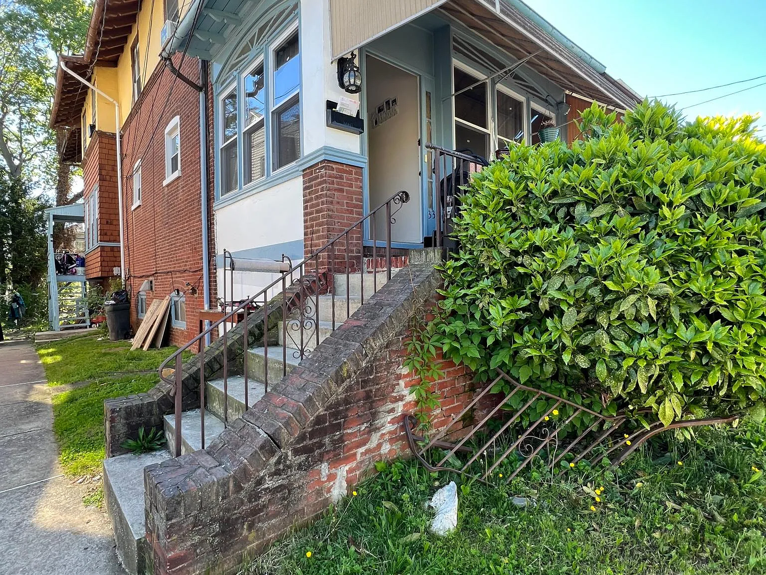 2 bed, 1100 sqft, $1,750 — Photo 1