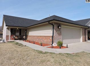 2401 N Brentwood St, Hutchinson, KS 67502