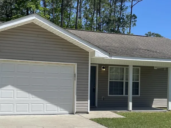 8310 Amoka Dr, Diamondhead, MS 39525