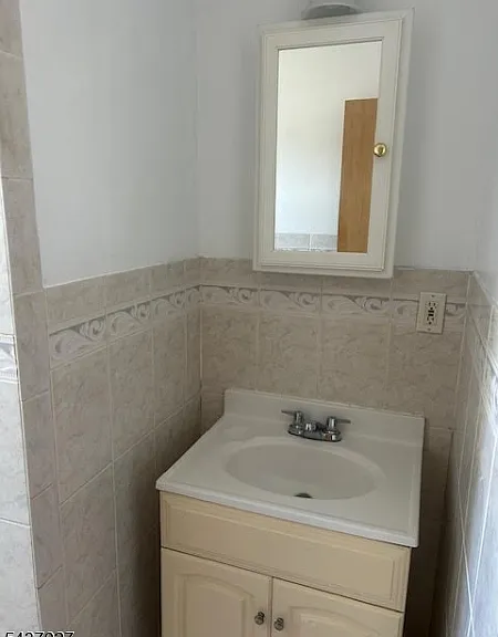 312 Brook St — Photo 5