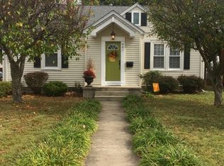 441 5th St, Wood River, IL 62095