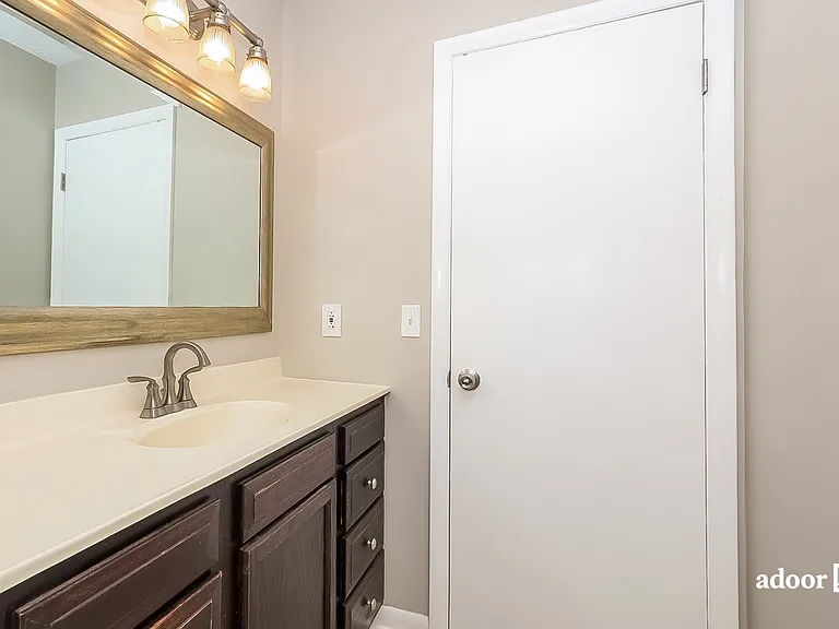 109 Pebble Creek Dr — Photo 13