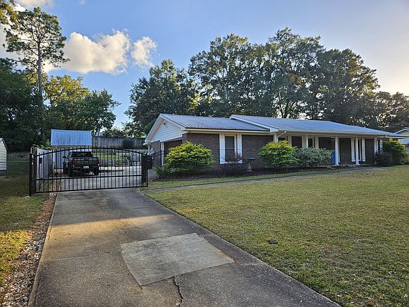 2nd image of 112 Harwood Pl