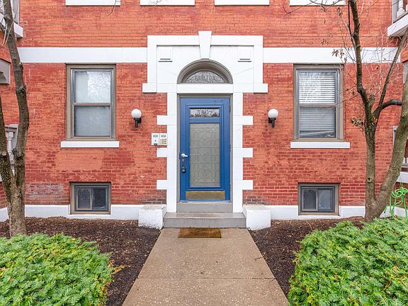 3rd image of 5592 Waterman Blvd APT B2
