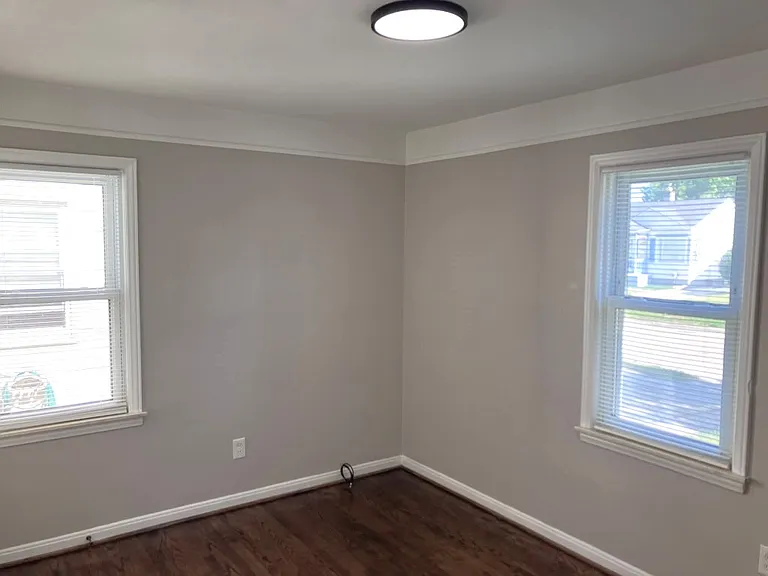 959 E Shevlin Ave — Photo 11