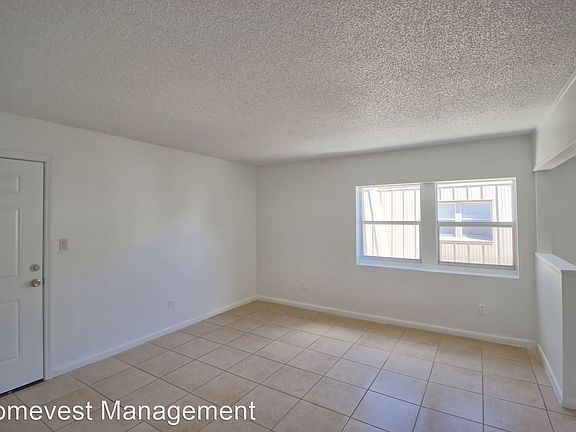 5th image of 2609 E Central Blvd #13