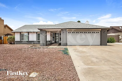8038 W Windrose Dr Photo 1