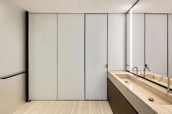 Rented by Compass | media 14