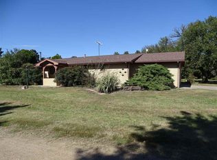 244 N Seneca Rd, Wellington, KS 67152