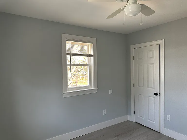 1167 Phinneys Ln #7 — Photo 3