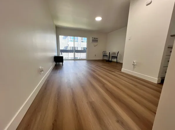 9011 Tobias Ave, Panorama City, CA