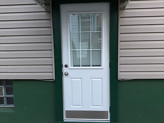 Side door