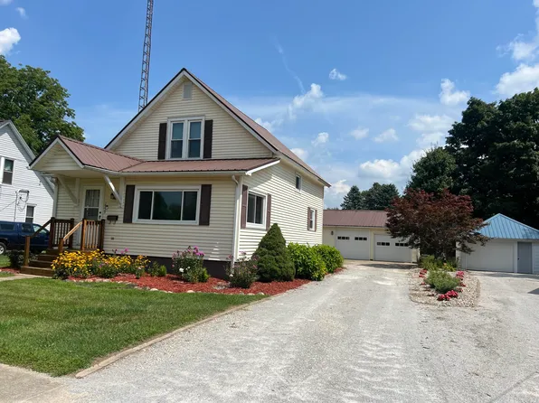 131 S Douglas St, Bronson, MI 49028