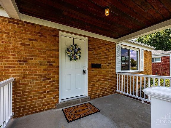 4th image of 3663 Twinview Dr