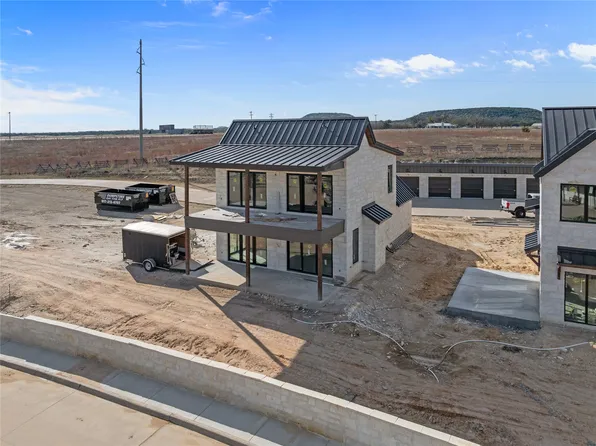 355 Emma Jean Trl, Iredell, TX 76649