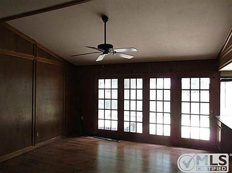 5th image of 438 Wildbriar Dr