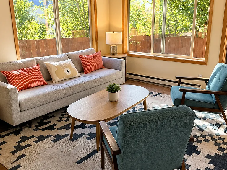 57 Aspen Dr — Photo 1