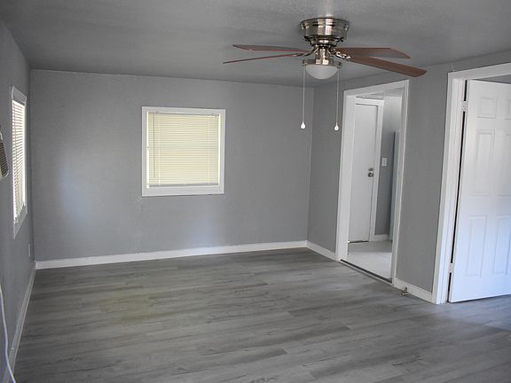 2nd image of 1518 Brown St