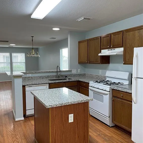 20642 Patriot Park Ln — Photo 6