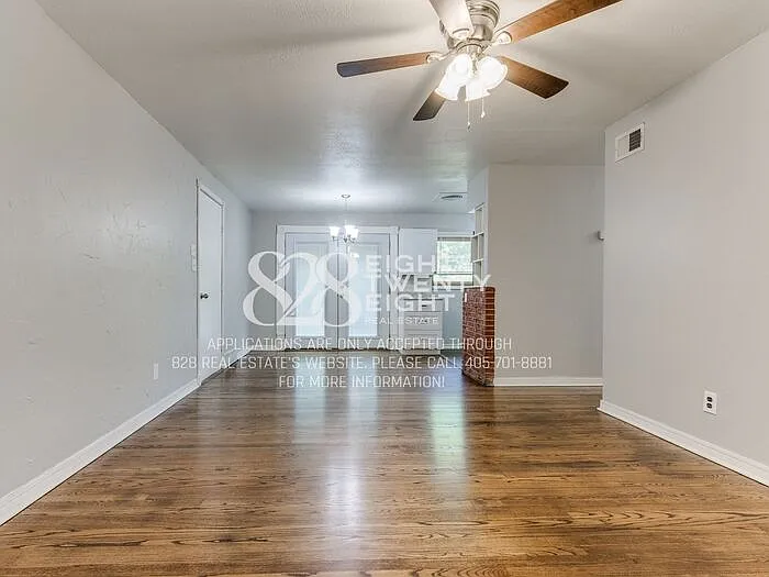 121 Gill Dr — Photo 8