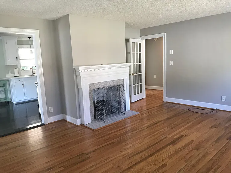 2702 Crockett Dr — Photo 13