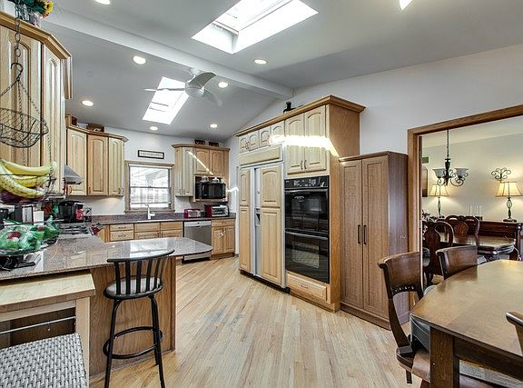 4th image of 6259 N Kirkwood Ave