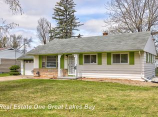4749 Strathmoor St, Saginaw, MI 48601