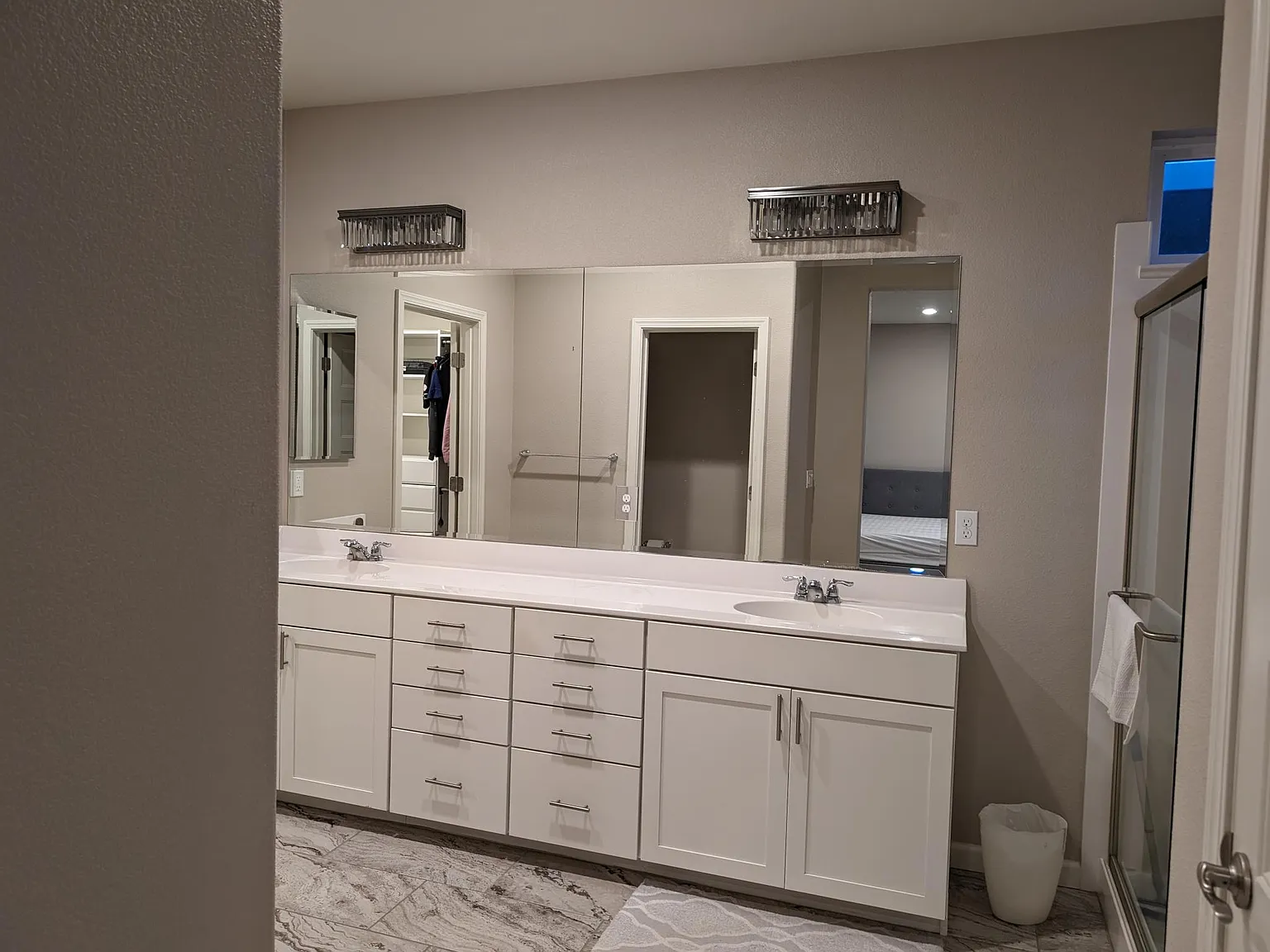 4 bed, 3.5 bath, 2668 sqft, $1,800 — Photo 3