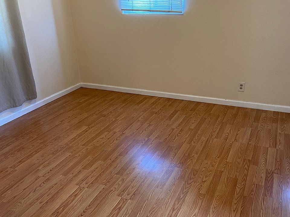 2nd image of 1634 Kentfield Ave APT 3