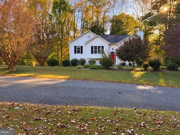 81 W Creekview Dr, Jasper, GA 30143