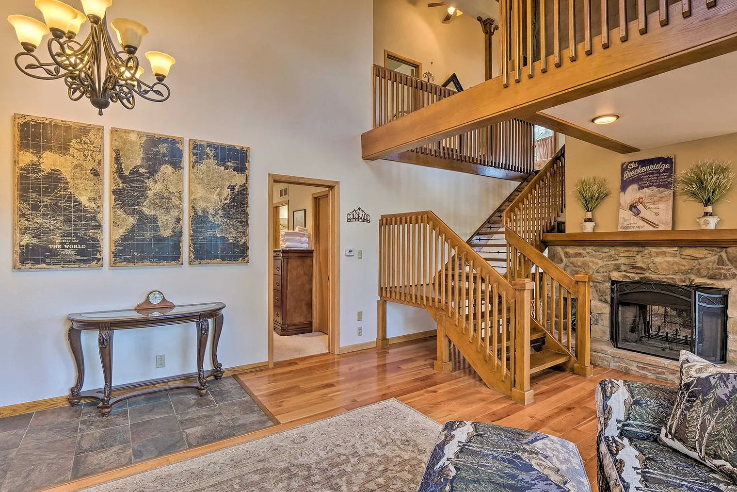 4 bed, 3.0 bath, 2658 sqft, $5,056 — Photo 2